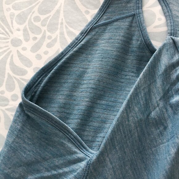 Lululemon Essential Tank in Heathered Persian Blue - Picture 9 of 11